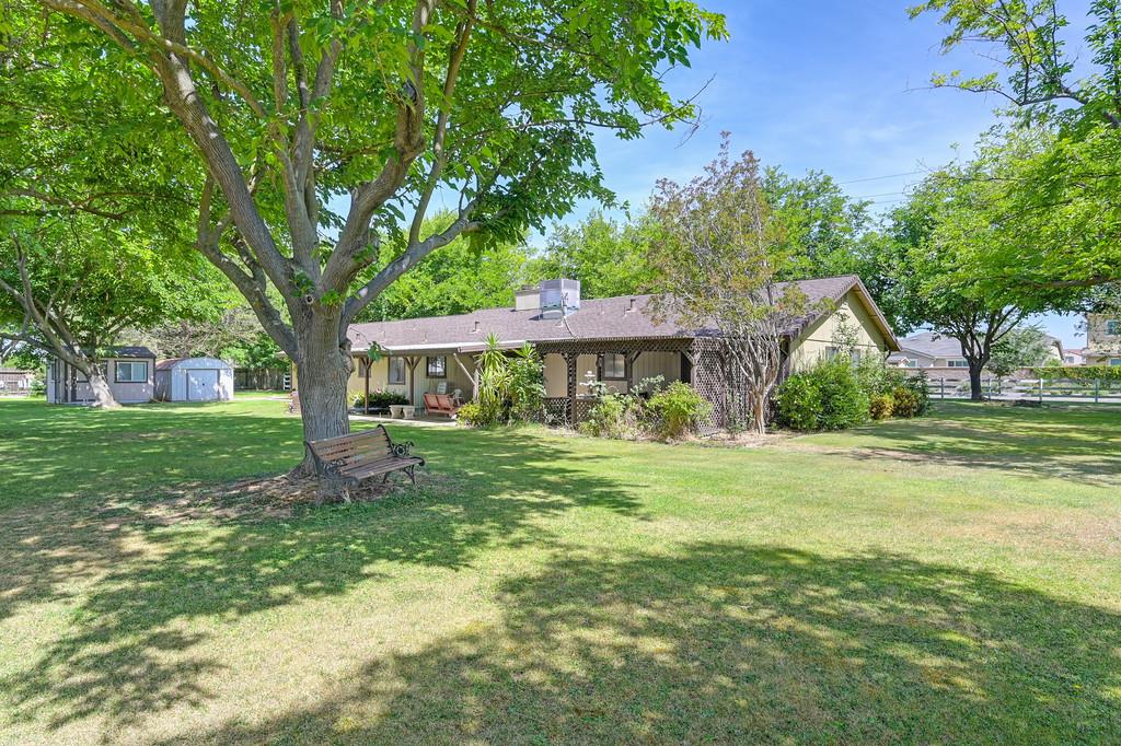 8798 Caselman Road Sacramento, CA 95828 - Photo 41 of 57