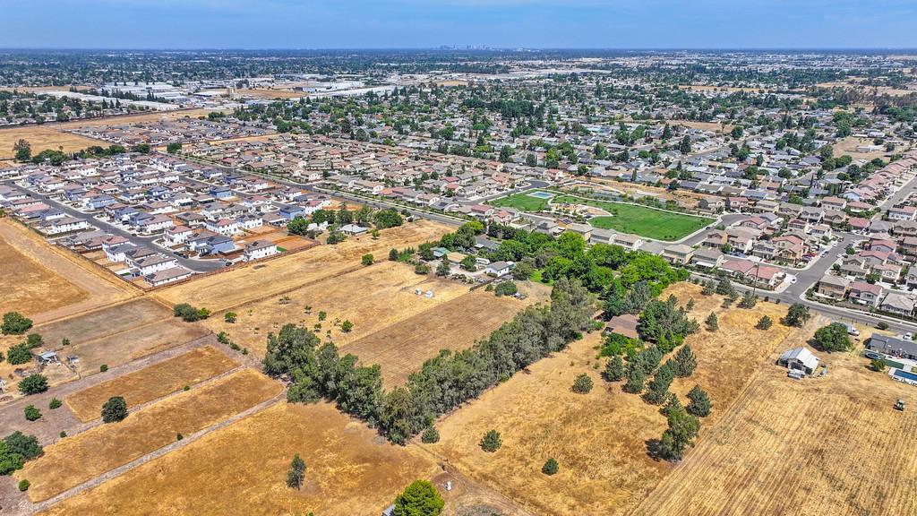 8798 Caselman Road Sacramento, CA 95828 - Photo 55 of 57