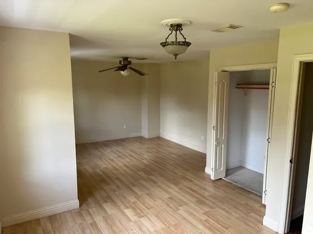 $378,000 | 329 Buffalo Trail, Lake Jackson, TX 77566