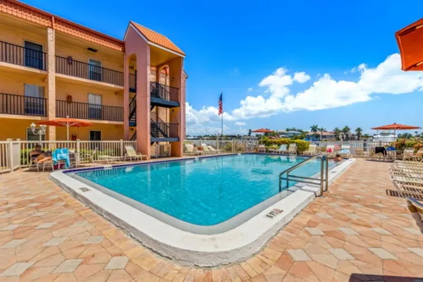 $1,950 | 8911 Blind Pass Road, Unit 223, St. Pete Beach, FL 33706