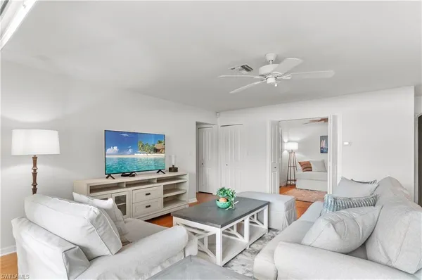 $10,000 | 802 10th Avenue South, Unit 802, Naples, FL 34102