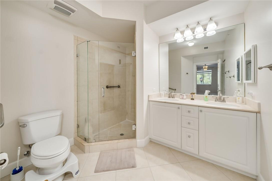 2 Renaissance Way, Unit 215 Boynton Beach, FL 33426 - Photo 24 of 41 Photo 24