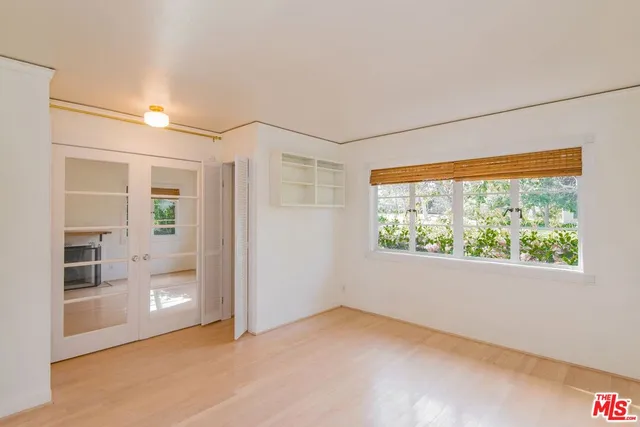 $695,000 | 5233 Village Green, Los Angeles, CA 90016