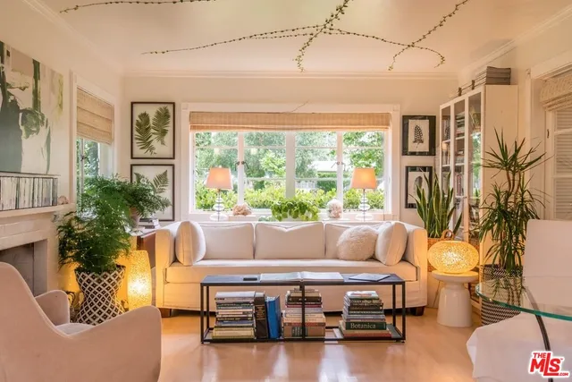 $695,000 | 5233 Village Green, Los Angeles, CA 90016