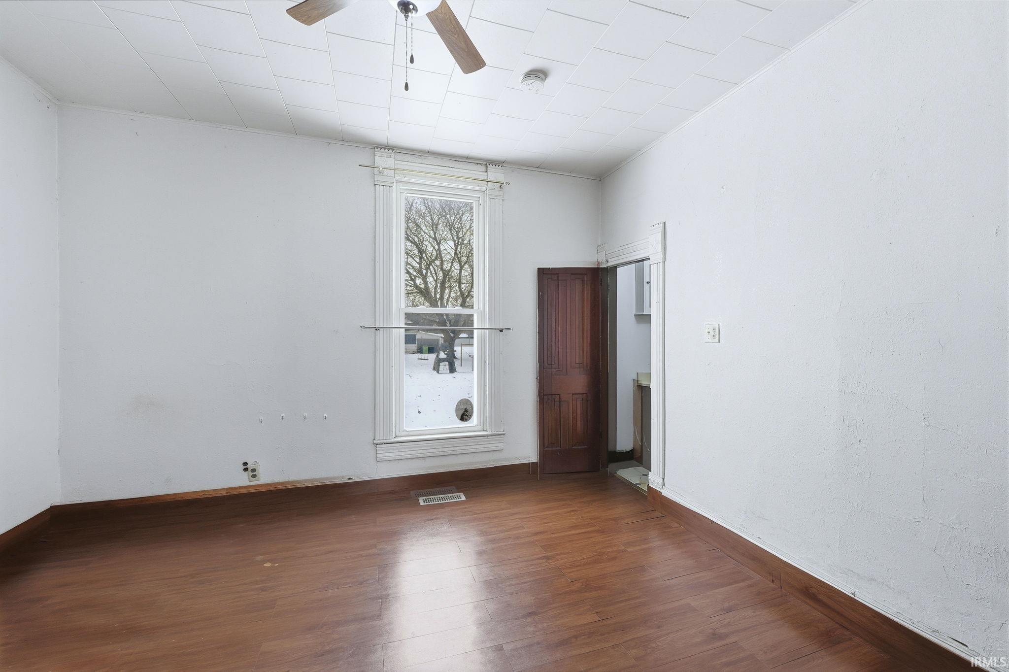 408 Shultz Street Logansport, IN 46947 - Photo 11 of 36