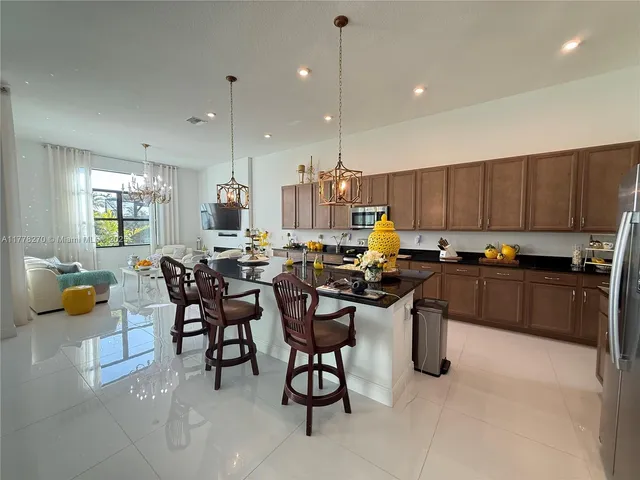 $9,500 | 11460 Southwest Pietra Way, Unit 11460, Port St. Lucie, FL 34987