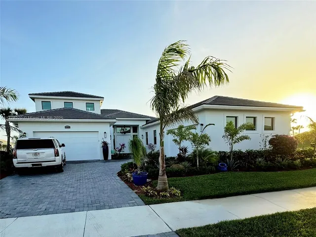 $9,500 | 11460 Southwest Pietra Way, Unit 11460, Port St. Lucie, FL 34987