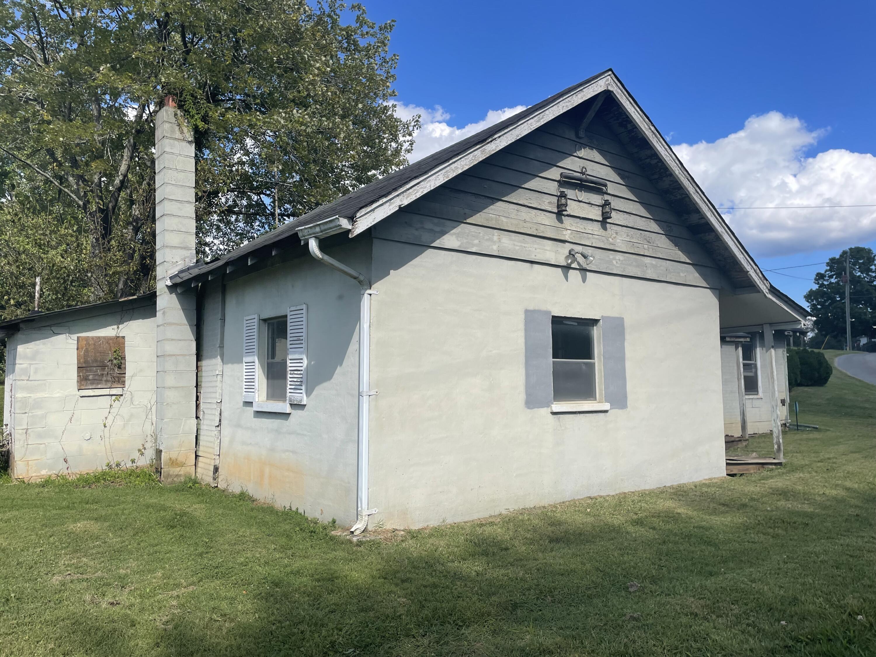 1035 Oyler Road Hardy, VA 24101 - Photo 69 of 70 Built 1930 Old Homeplace:Storage