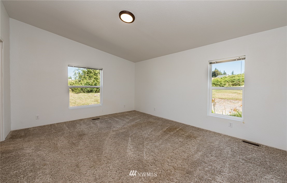 100 Bell Bottom Road Sequim, WA 98382 - Photo 16 of 39