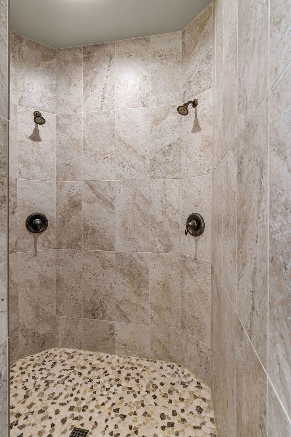 19435 Calico Road Bend, OR 97702 - Photo 18 of 73 walk in shower