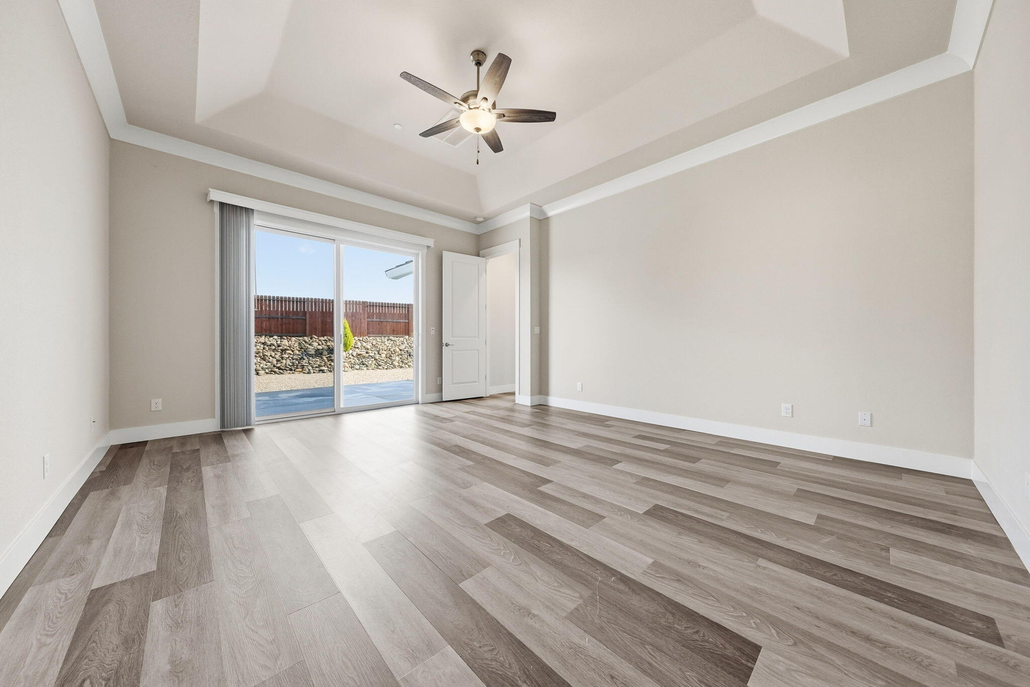 4717 Lower Springs Road Redding, CA 96001 - Photo 15 of 41 Primary Bedroom