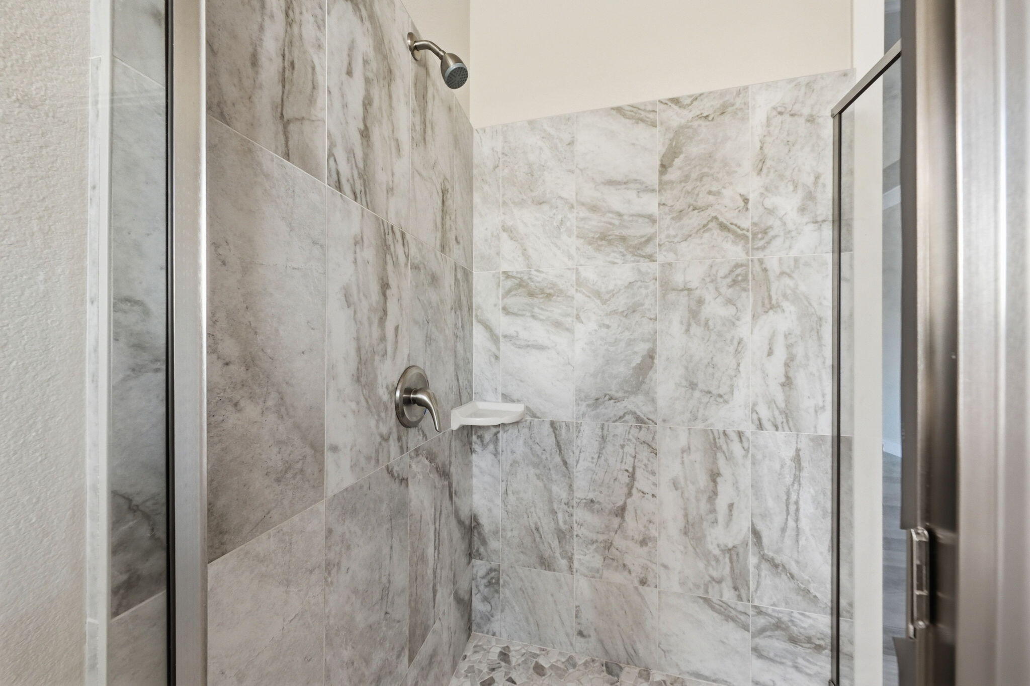 4717 Lower Springs Road Redding, CA 96001 - Photo 18 of 41 Walk-In Shower