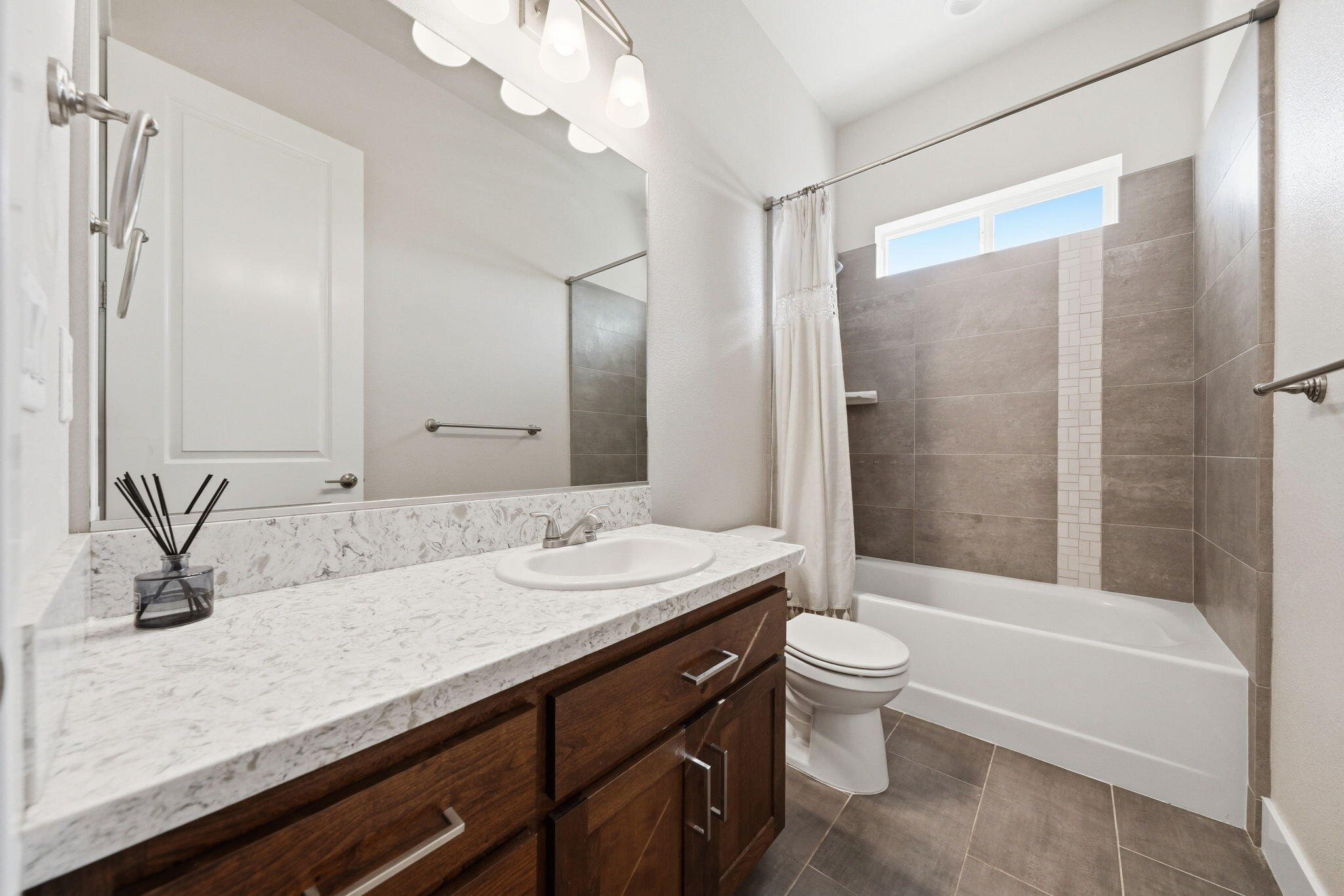 4717 Lower Springs Road Redding, CA 96001 - Photo 26 of 41 Hall Bathroom