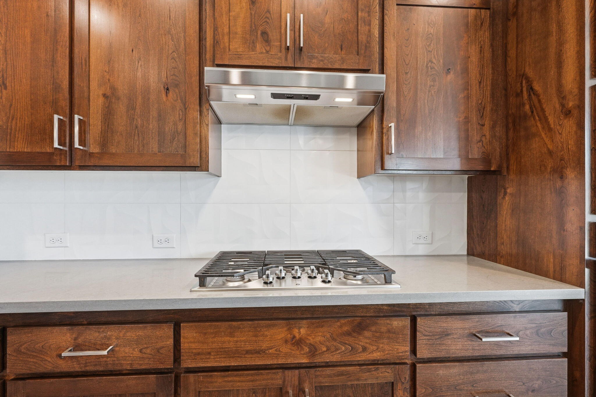 4717 Lower Springs Road Redding, CA 96001 - Photo 9 of 41 Kitchen