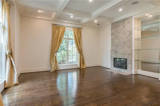 $6,900 | 4169 Carmain Drive Northeast, Atlanta, GA 30342