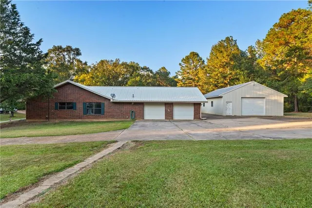 $329,500 | 119 Happy Acres Drive, Pineville, LA 71360