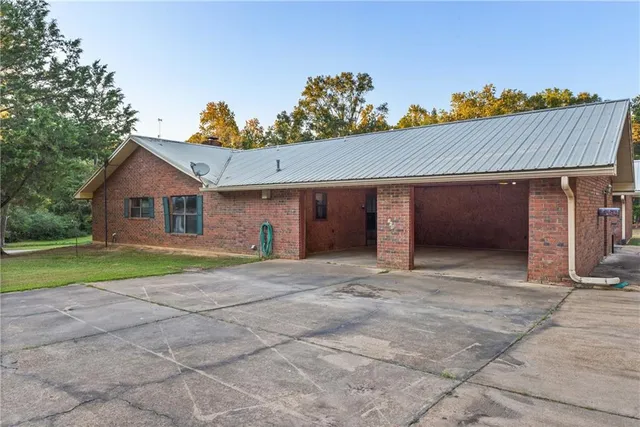 $329,500 | 119 Happy Acres Drive, Pineville, LA 71360