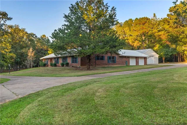 $329,500 | 119 Happy Acres Drive, Pineville, LA 71360