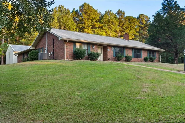 $329,500 | 119 Happy Acres Drive, Pineville, LA 71360