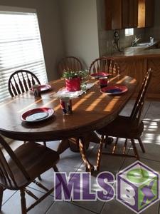 10347 Lone Pine Road Denham Springs, LA 70726 - Photo 3 of 13 Dining area in kitchen