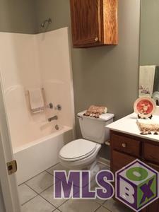 10347 Lone Pine Road Denham Springs, LA 70726 - Photo 9 of 13 Hall Bath