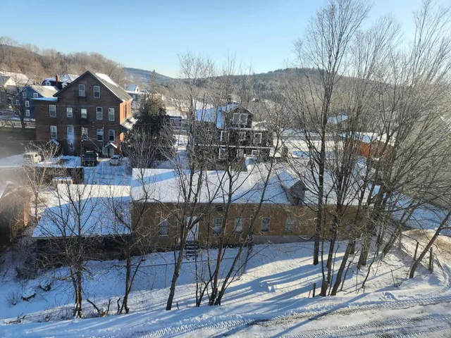 $168,500 | 30 Beech Street, Unit 4C, Bristol, NH 03222