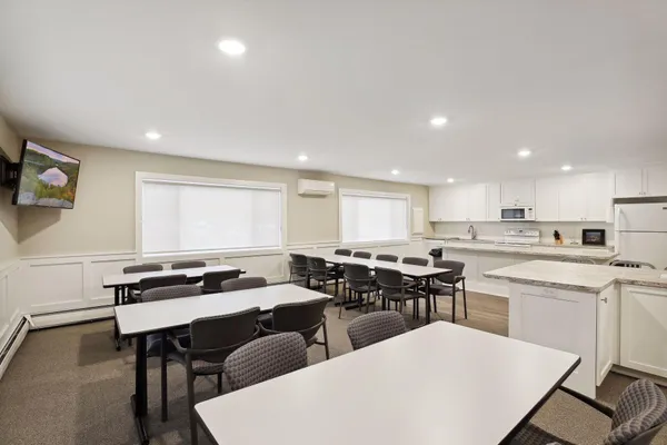 $299,000 | 5410 3 Points Boulevard, Unit 435, Mound, MN 55364