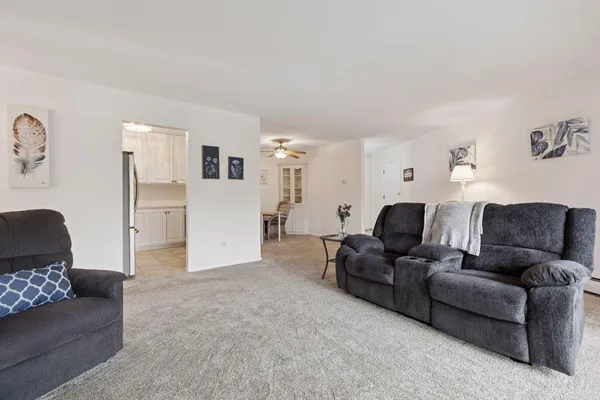 $299,000 | 5410 3 Points Boulevard, Unit 435, Mound, MN 55364