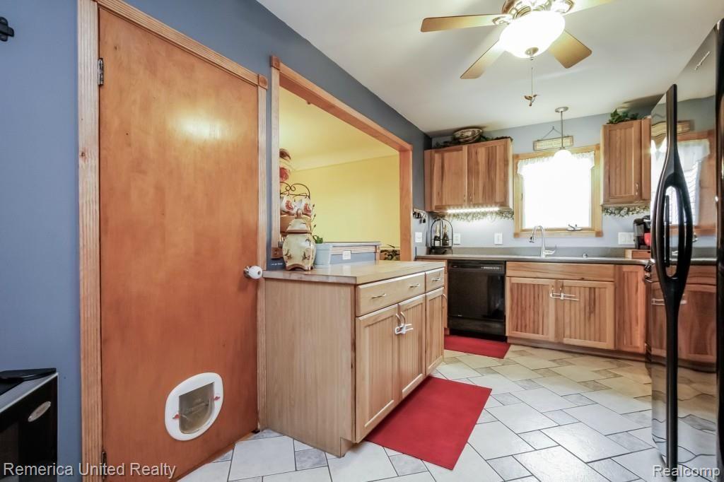 5341 East Grand River Road Howell, MI 48843 - Photo 18 of 45