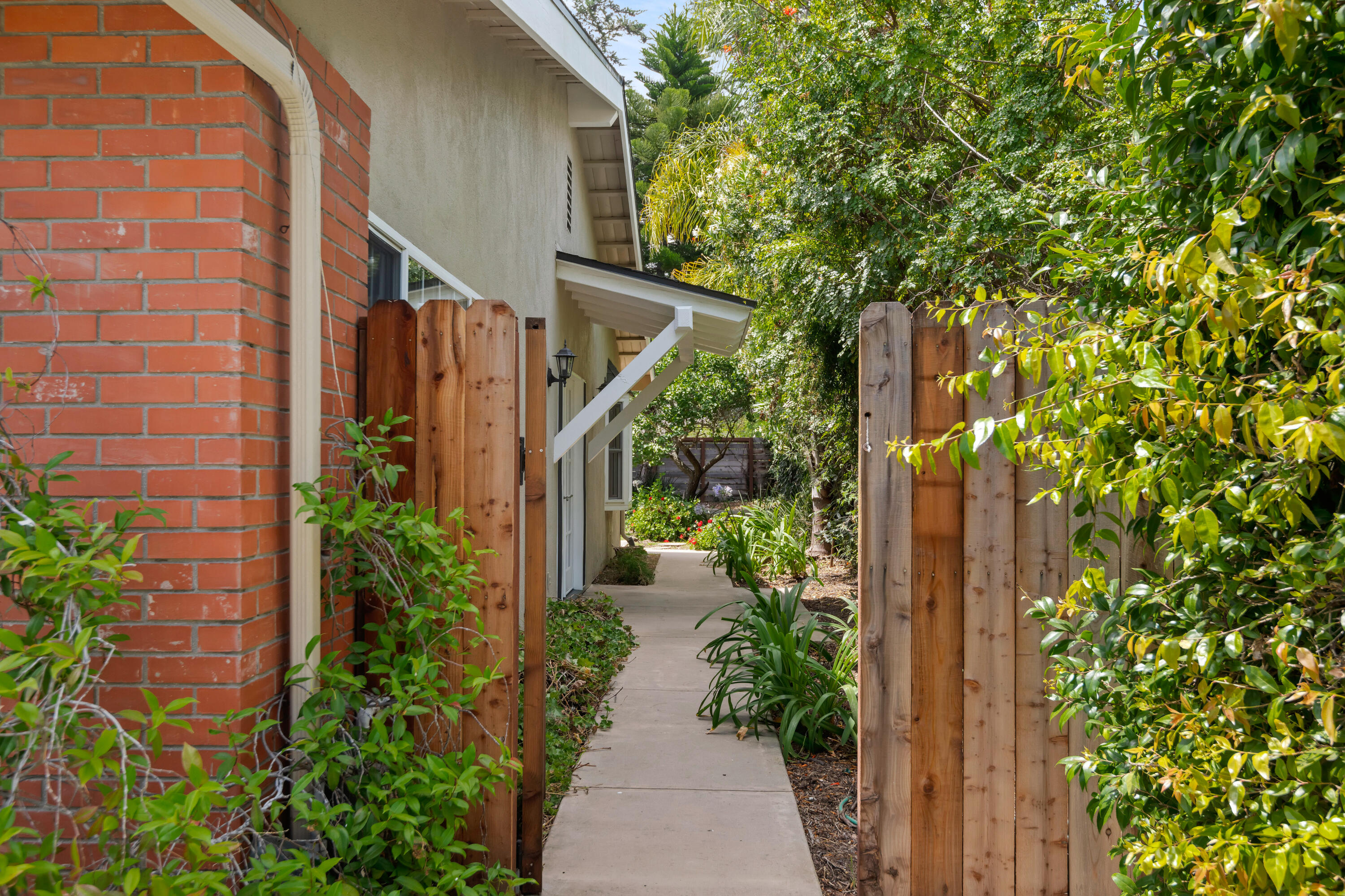 5871 Cathedral Oaks Road Goleta, CA 93117 - Photo 43 of 58 44-Guest Suite - Gated Entrance