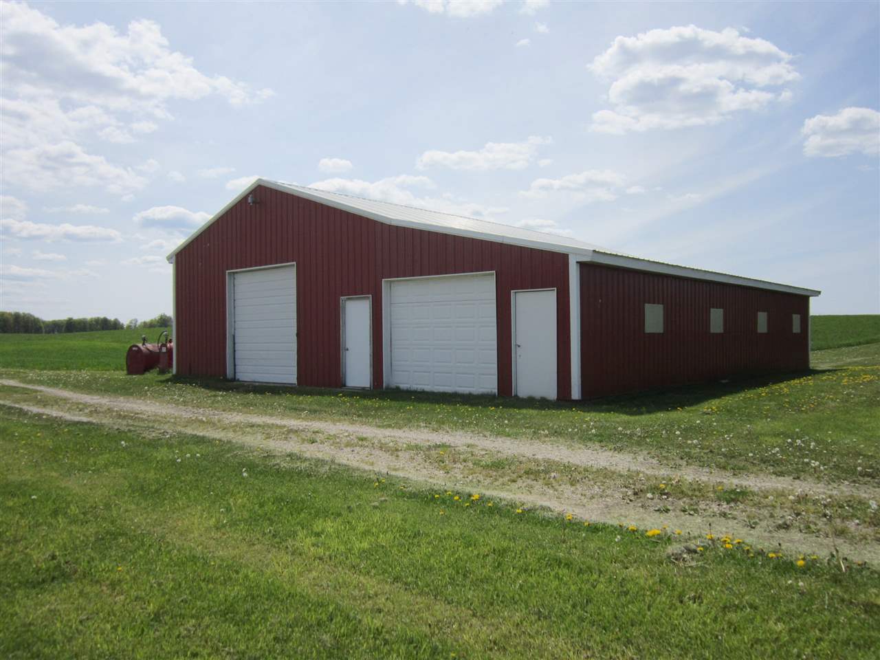 5145 Hilltop Road Grawn, MI 49637 - Photo 10 of 33 1817099-9.JPG