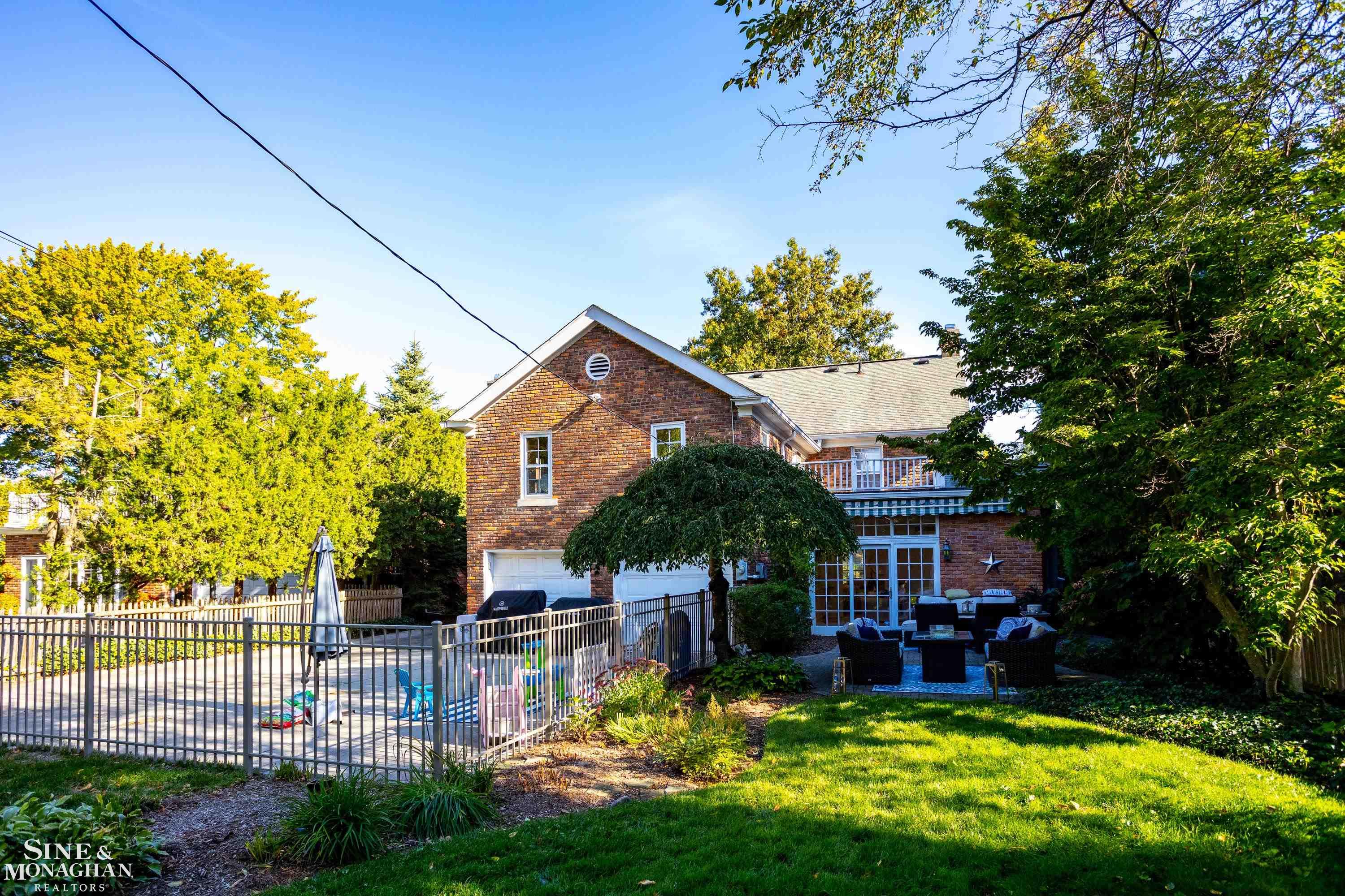 225 Merriweather Road Grosse Pointe Farms, MI 48236 - Photo 48 of 55