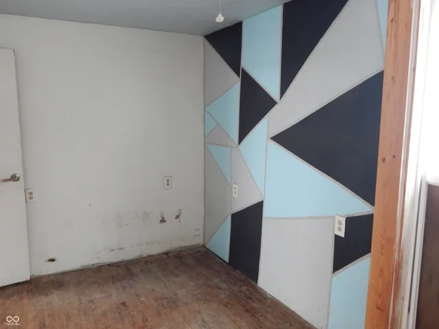 $125,000 | 251 Avon Avenue, Plainfield, IN 46168