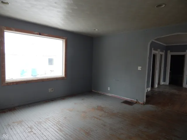 $125,000 | 251 Avon Avenue, Plainfield, IN 46168