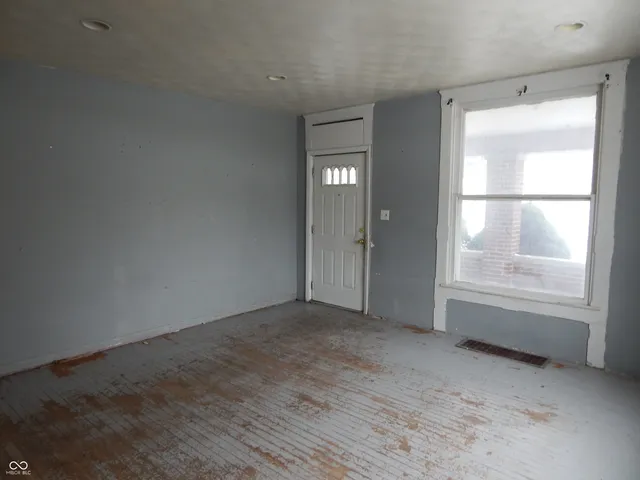 $125,000 | 251 Avon Avenue, Plainfield, IN 46168