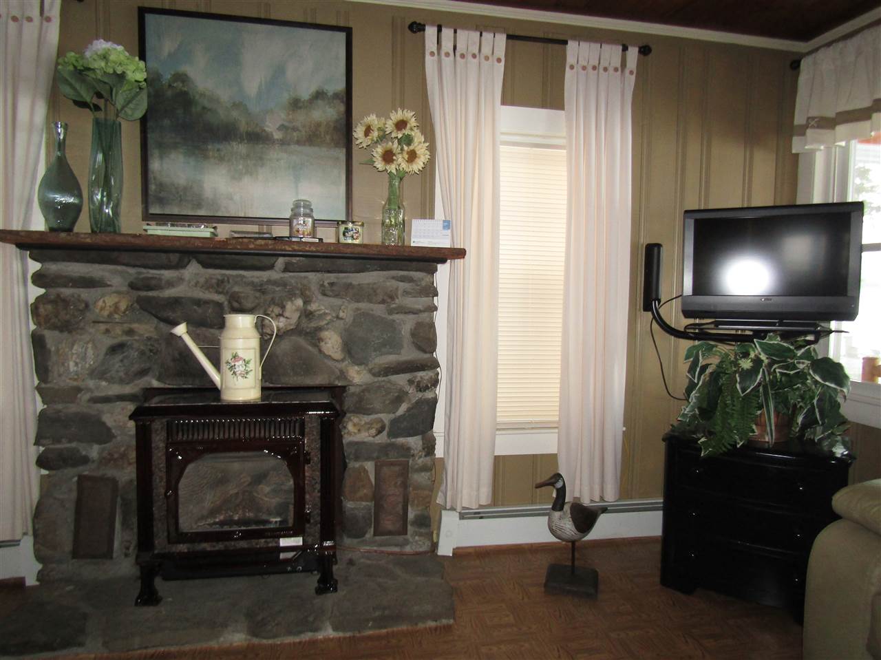 187 Beach Road Pittsburg, NH 03592 - Photo 11 of 34