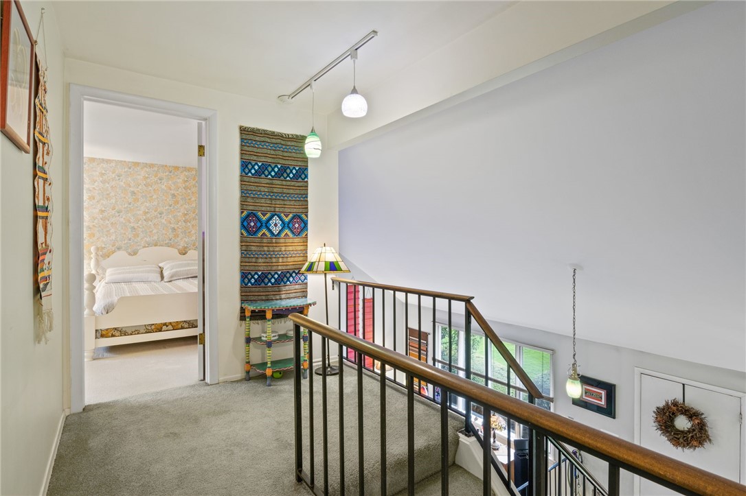 10 Fallbrook Circle Penfield, NY 14625 - Photo 26 of 48