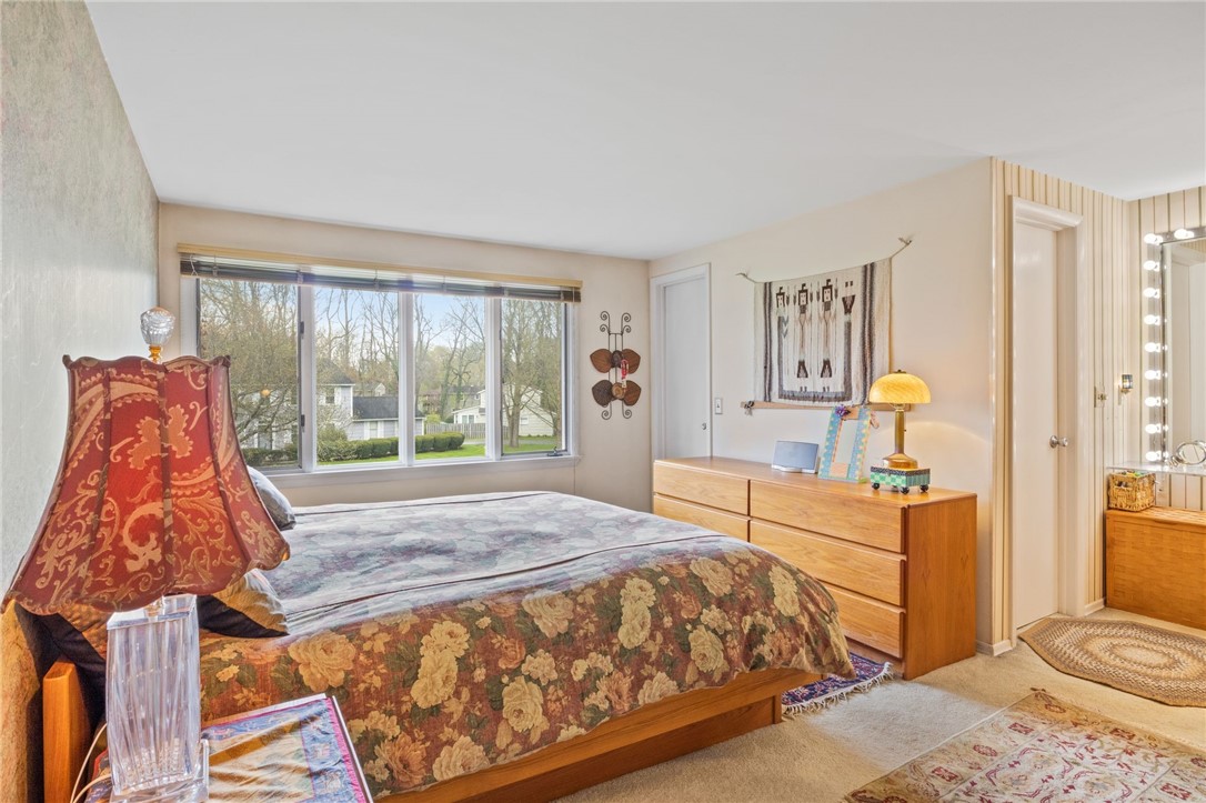 10 Fallbrook Circle Penfield, NY 14625 - Photo 33 of 48