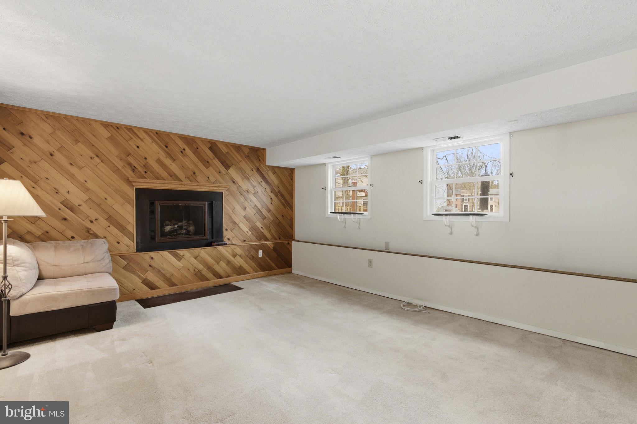 4919 Tartan Hill Road Perry Hall, MD 21128 - Photo 11 of 63