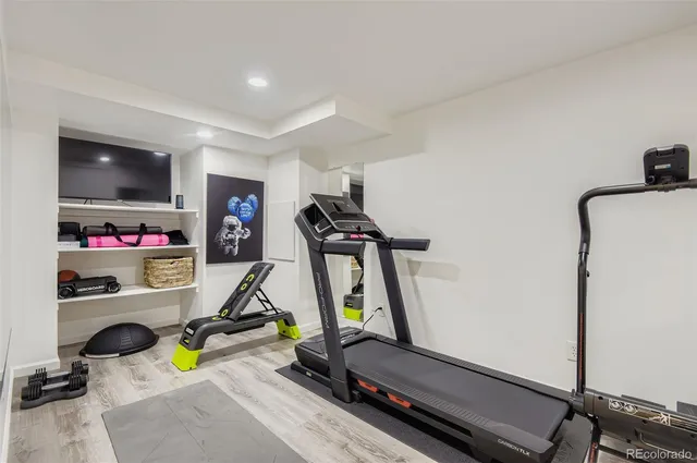 $1,250,000 | 5993 East Irwin Place, Centennial, CO 80112