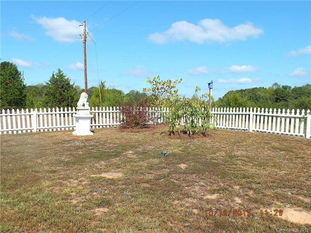 1914 Canal Road Catawba, SC 29704 - Photo 14 of 23 a view of a yard with iron fence