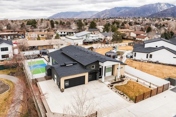 $2,100,000 | 11318 Cyn Fls Lane, Sandy, UT 84092