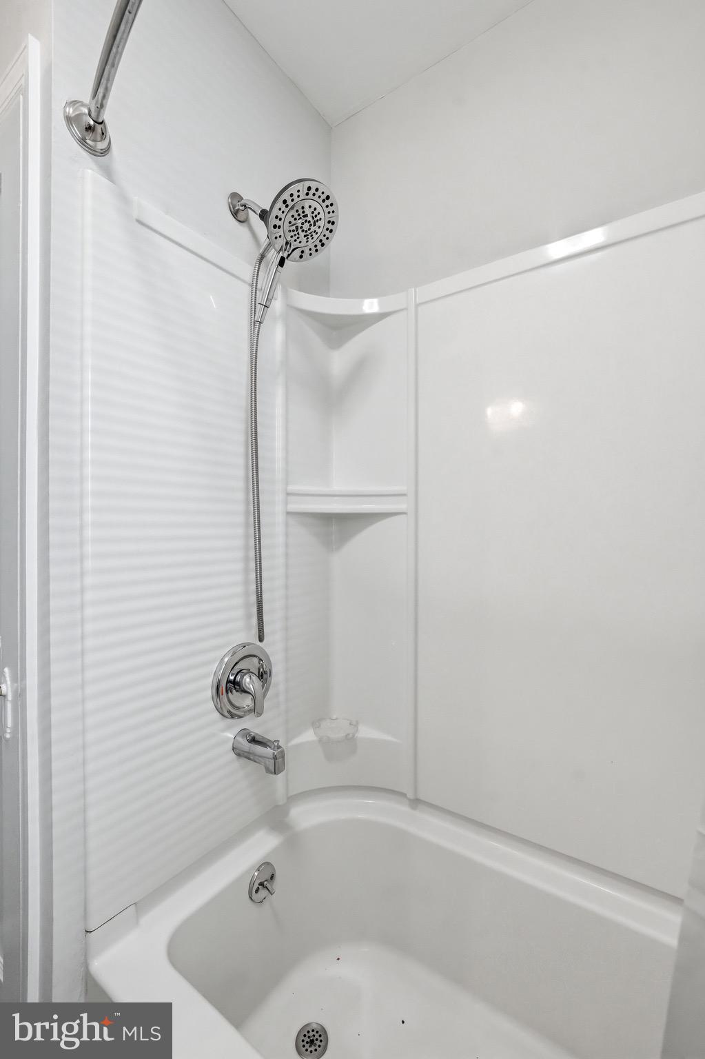126 Tomlin Road Gibbstown, NJ 08027 - Photo 26 of 51
