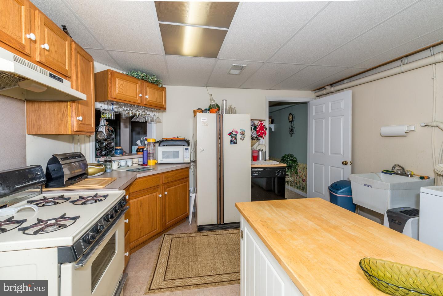 1920 Wilderness Road Lancaster, PA 17603 - Photo 22 of 27 Kitchenette