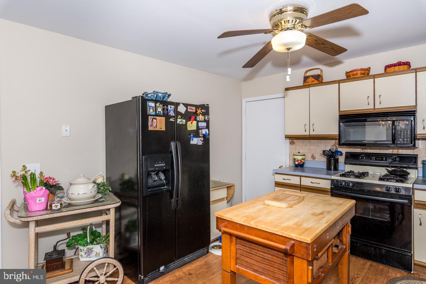 1920 Wilderness Road Lancaster, PA 17603 - Photo 7 of 27 Kitchen