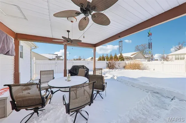 $390,000 | 9953 President Court, Breese, IL 62230