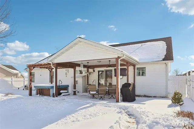 $390,000 | 9953 President Court, Breese, IL 62230