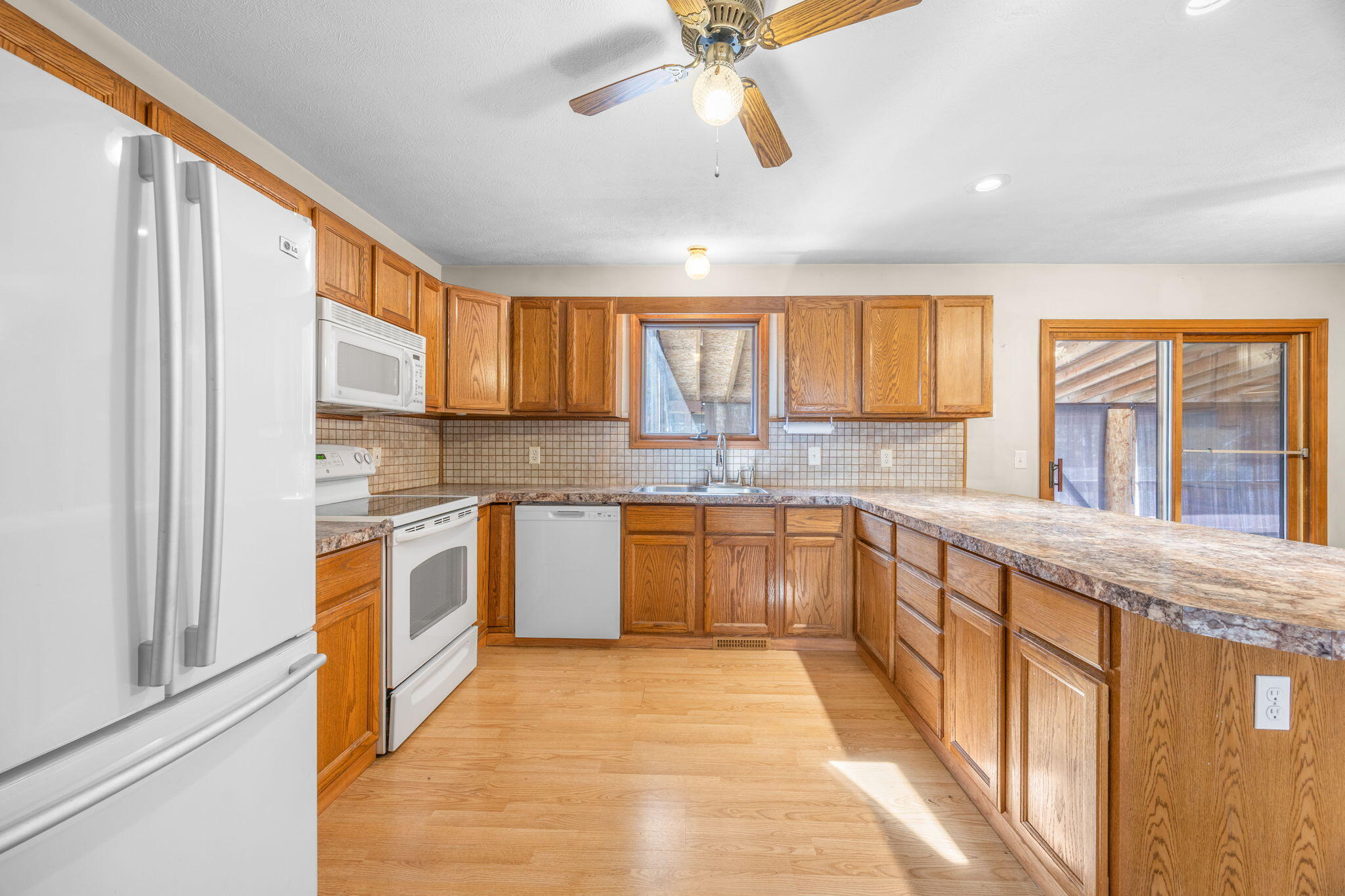 16393 Tamarack Road Howard City, MI 49329 - Photo 12 of 53 12-web-or-mls-3Y2A3907