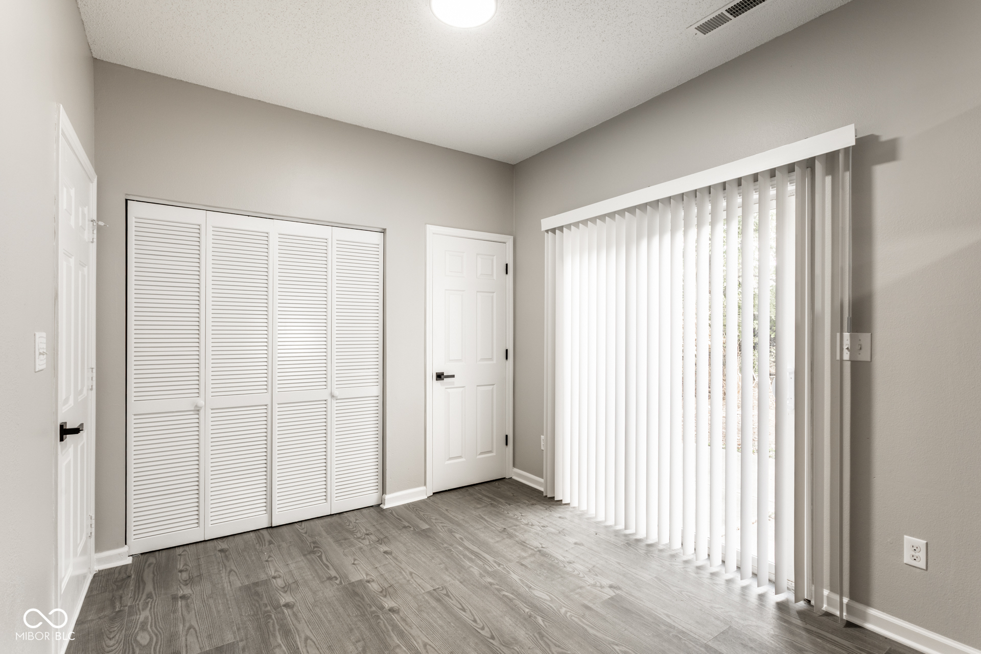 8006 Ithaca Way Indianapolis, IN 46239 - Photo 11 of 23