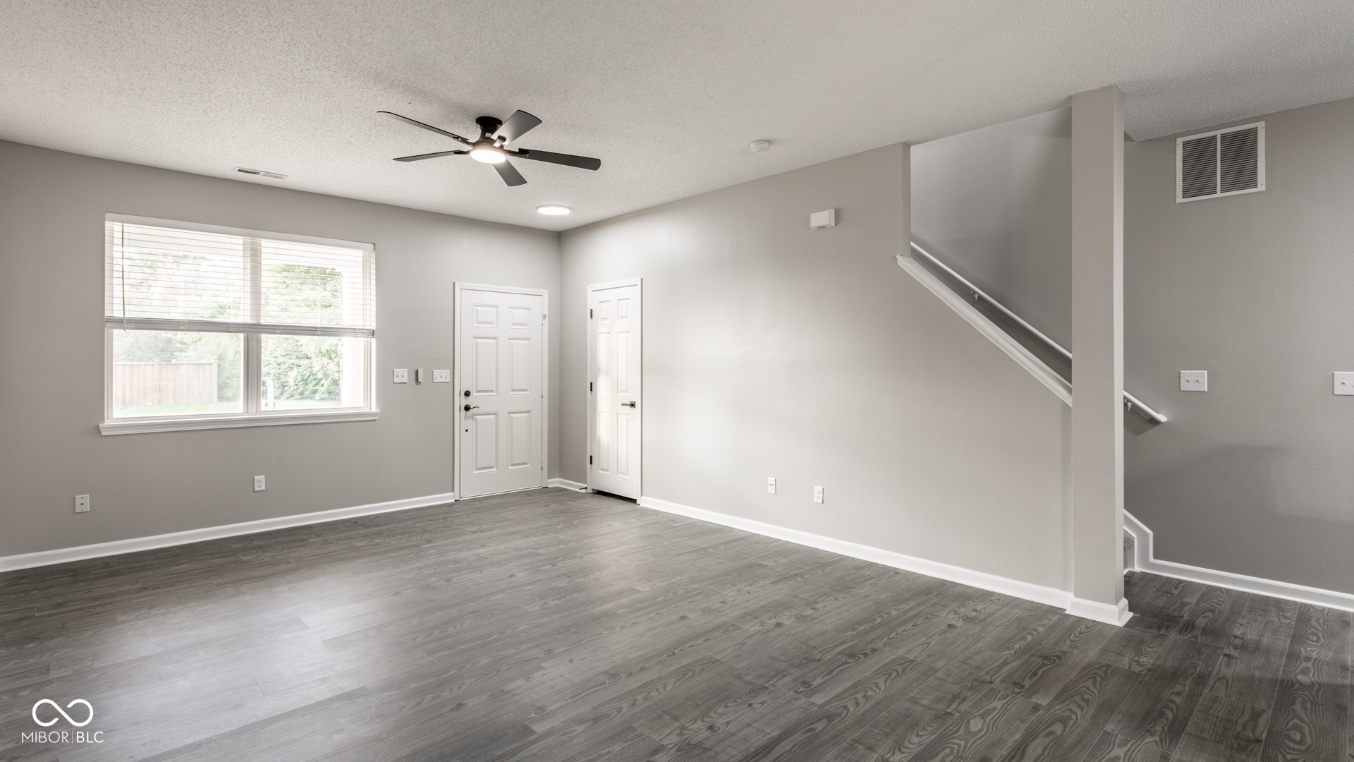 8006 Ithaca Way Indianapolis, IN 46239 - Photo 3 of 23